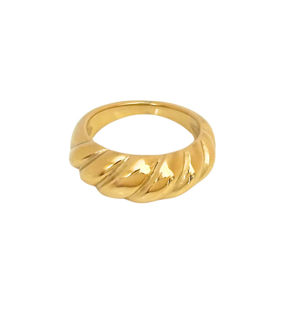 Croissant Dome Ring